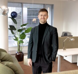 Madis Bachmann | Tripod